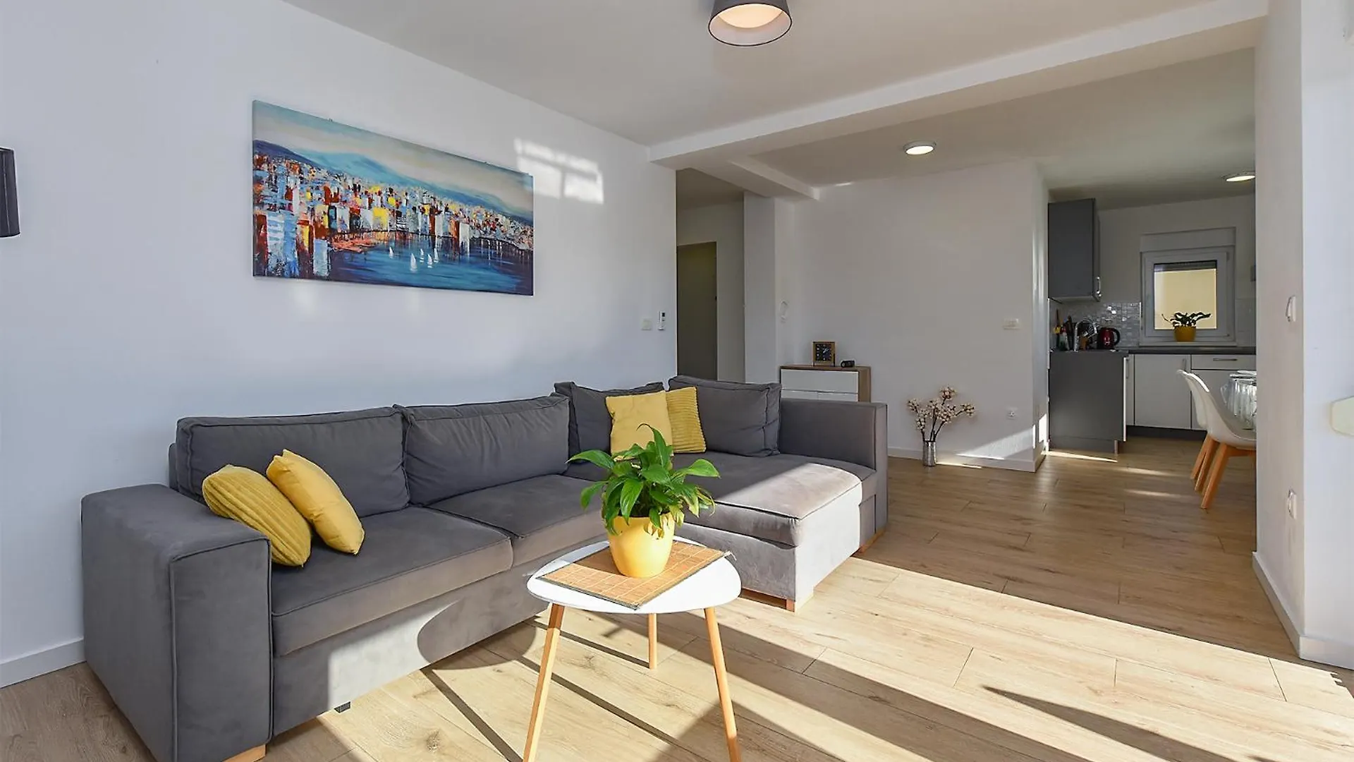 Apartments Stanko 2367 プーラ