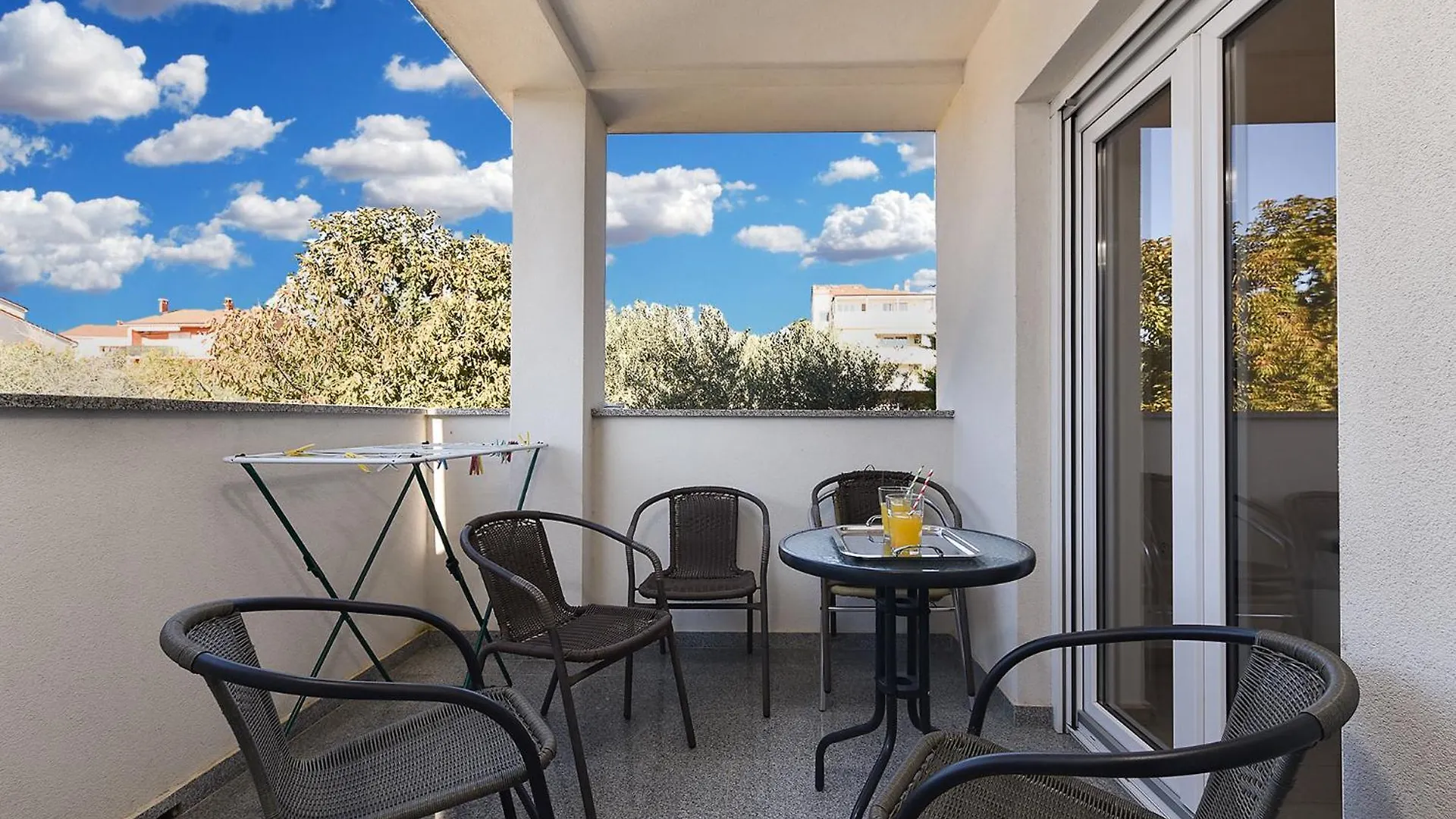 Apartments Stanko 2367 プーラ