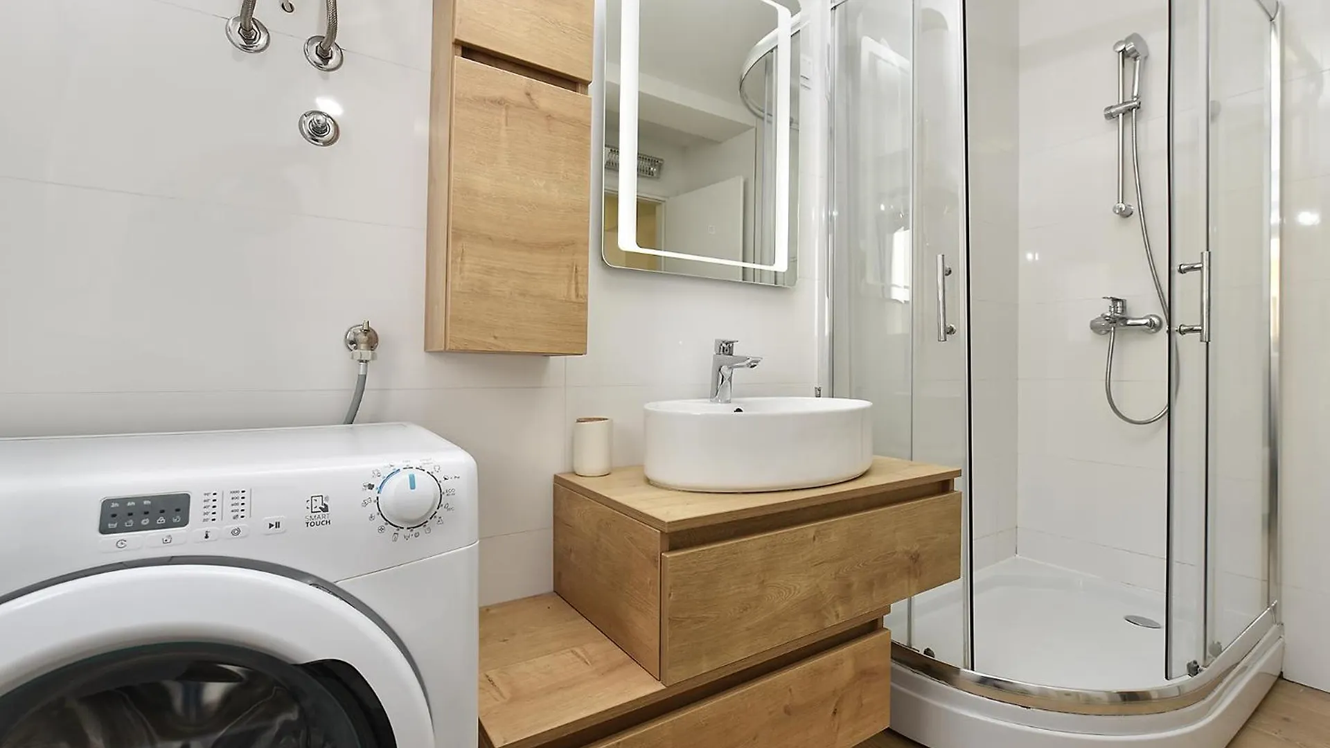 Apartments Stanko 2367 プーラ