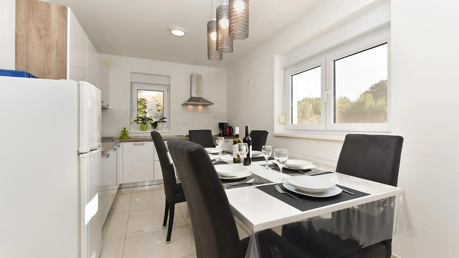 Apartments Stanko 2367 プーラ